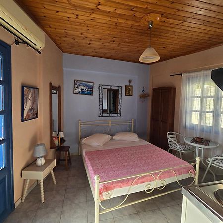 Aglaia Studios Fournoi Esterno foto