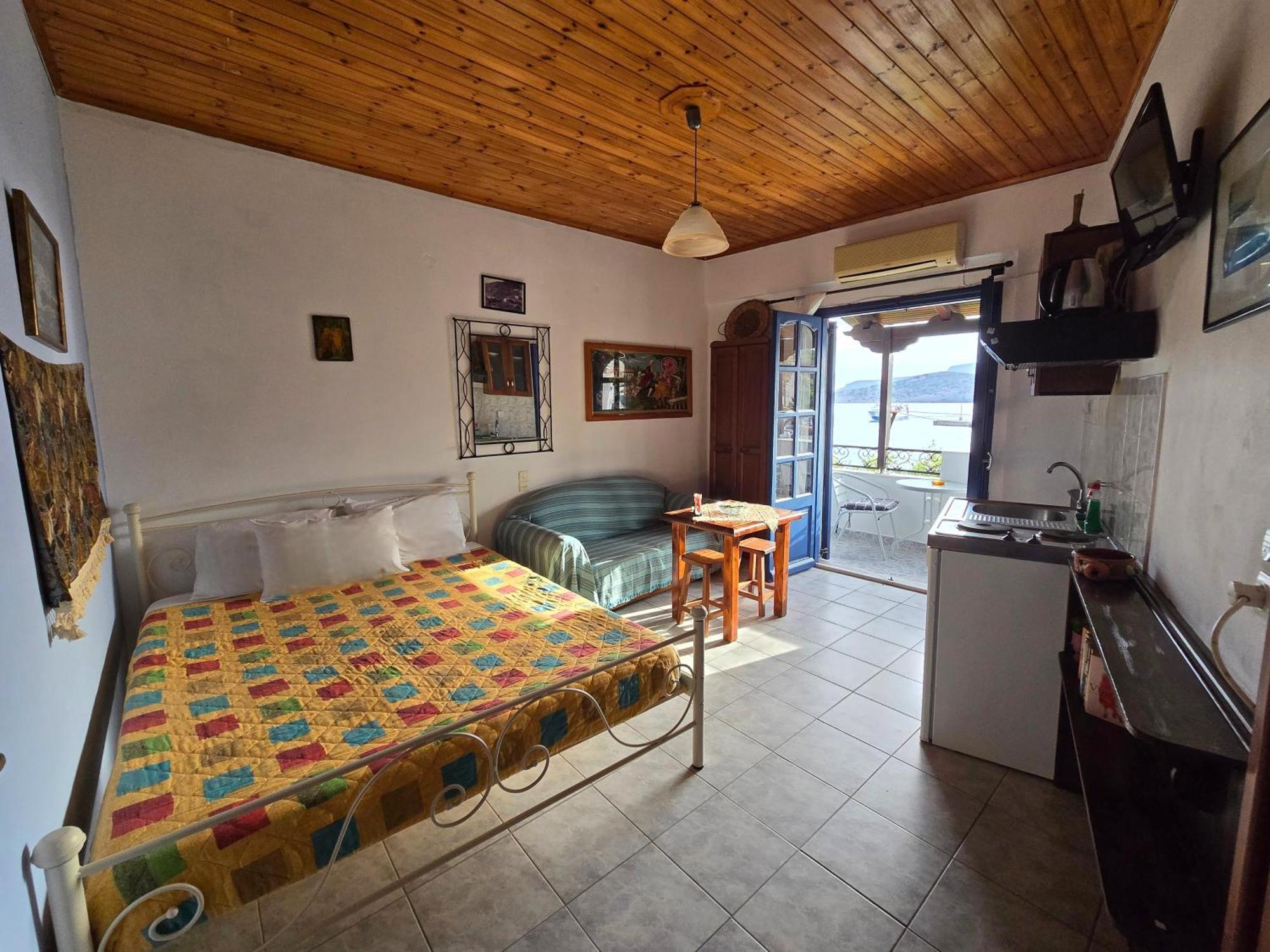 Aglaia Studios Fournoi Esterno foto